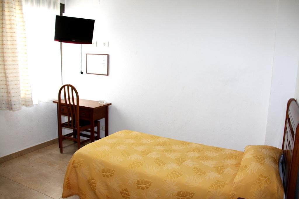 Hostal Restaurante La Masia Vila-real Номер фото