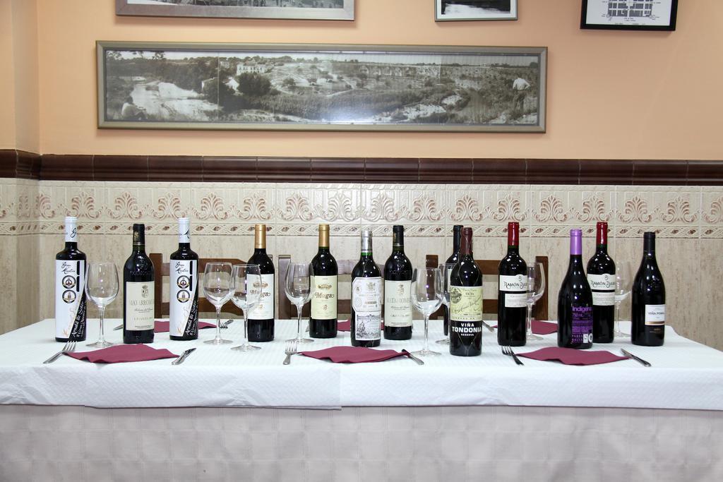 Hostal Restaurante La Masia Vila-real Экстерьер фото