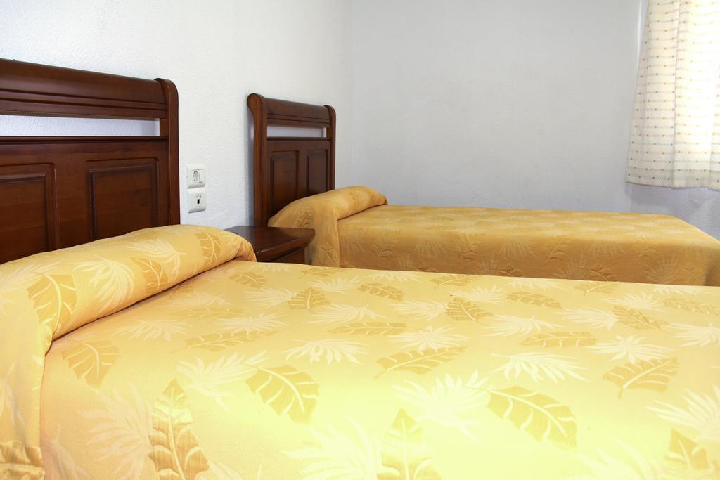 Hostal Restaurante La Masia Vila-real Номер фото